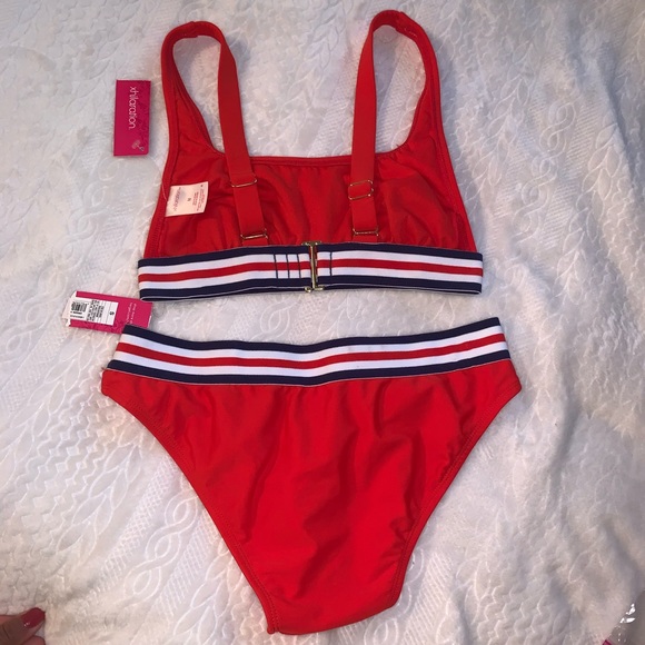 Red Bikini Set - Picture 4 of 7
